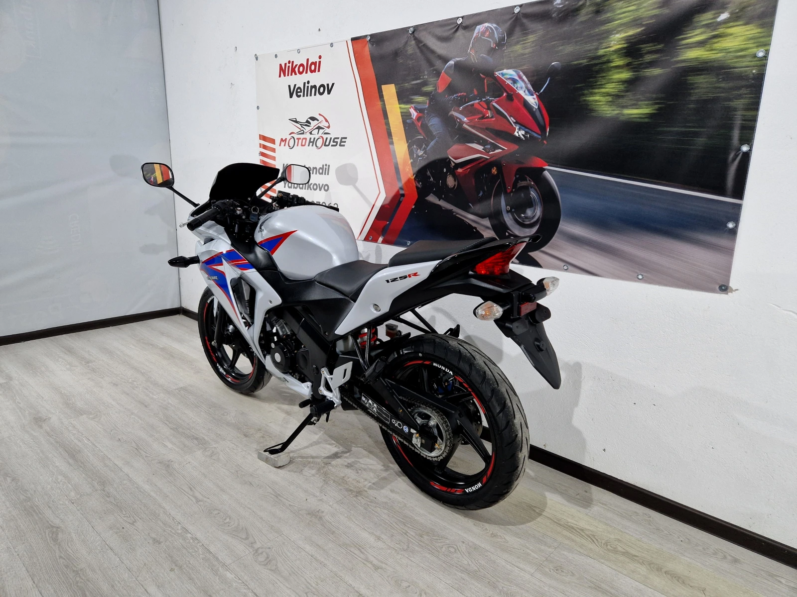 Honda Cbr 125Ri 2014г !9607км!, снимка 3 - Мотоциклети и мототехника - 55599518