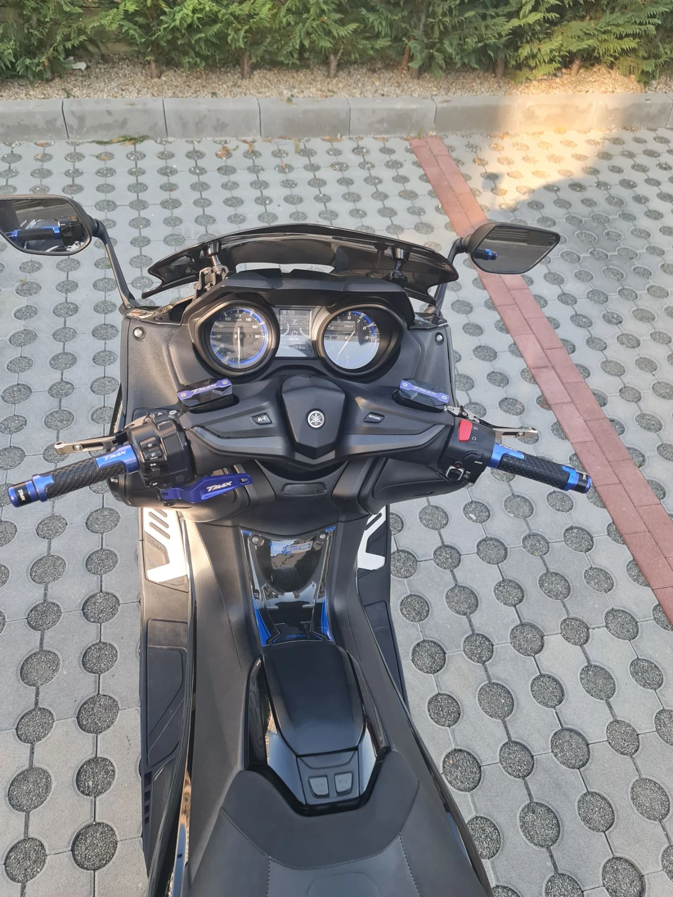 Yamaha T-max 560 SX, снимка 17 - Мотоциклети и мототехника - 56112461