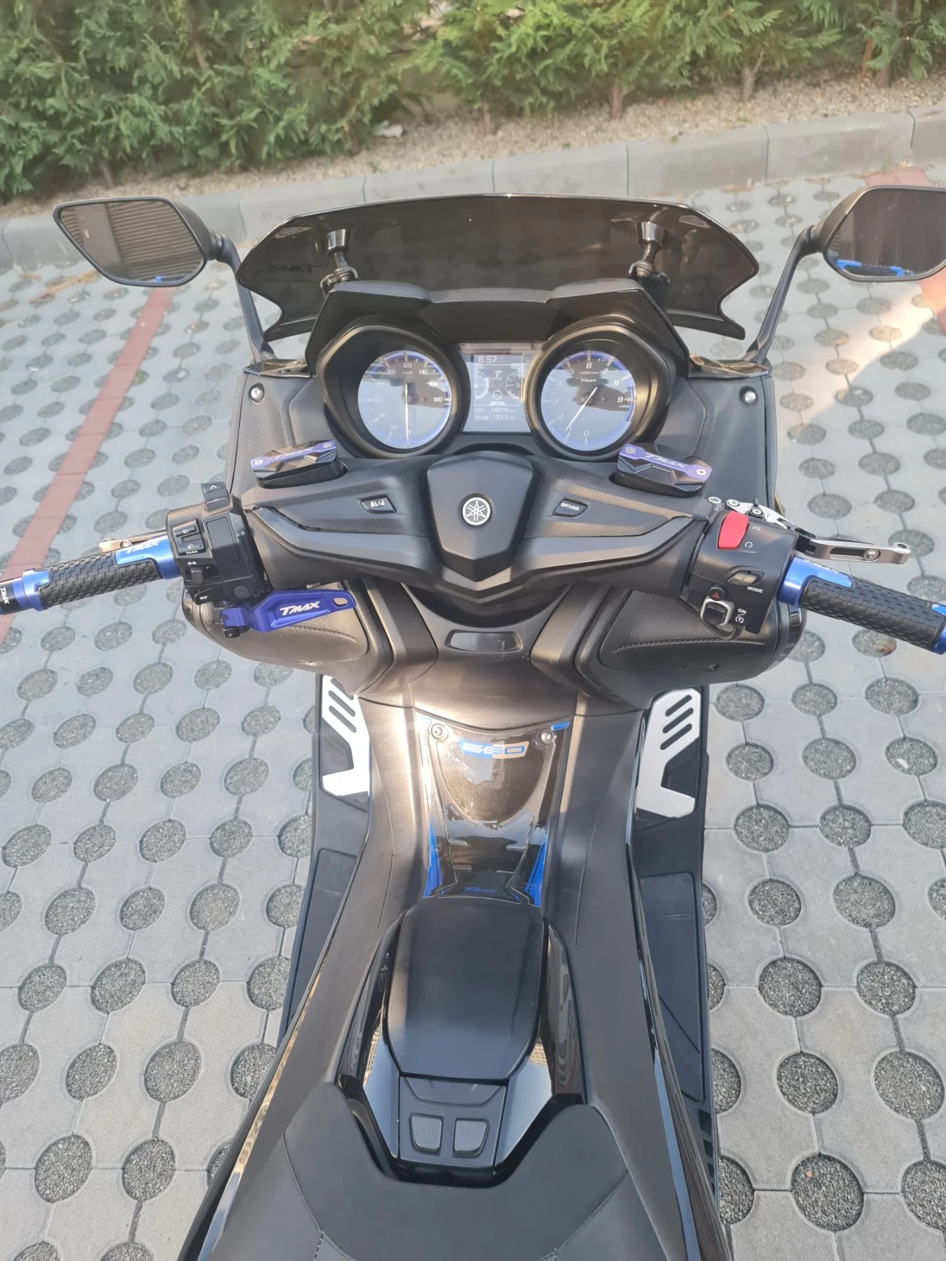 Yamaha T-max 560 SX, снимка 9 - Мотоциклети и мототехника - 56112461