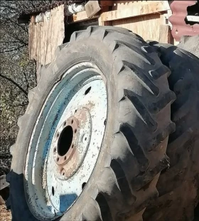 Обява за продажба на Трактор Болгар КАБИНА ГУМИ С ДЖАНТИ ТОВАРАЧ ~1 234 лв. - изображение 1