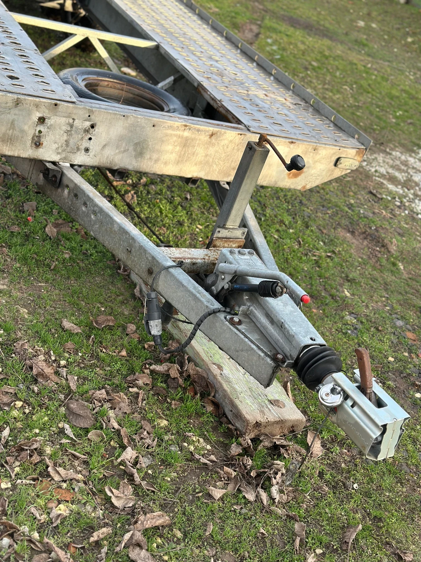 �� ��������� Blyss/Indianapolis II/3 ���/3500��/���������/��� | Mobile.bg � ����������� 7