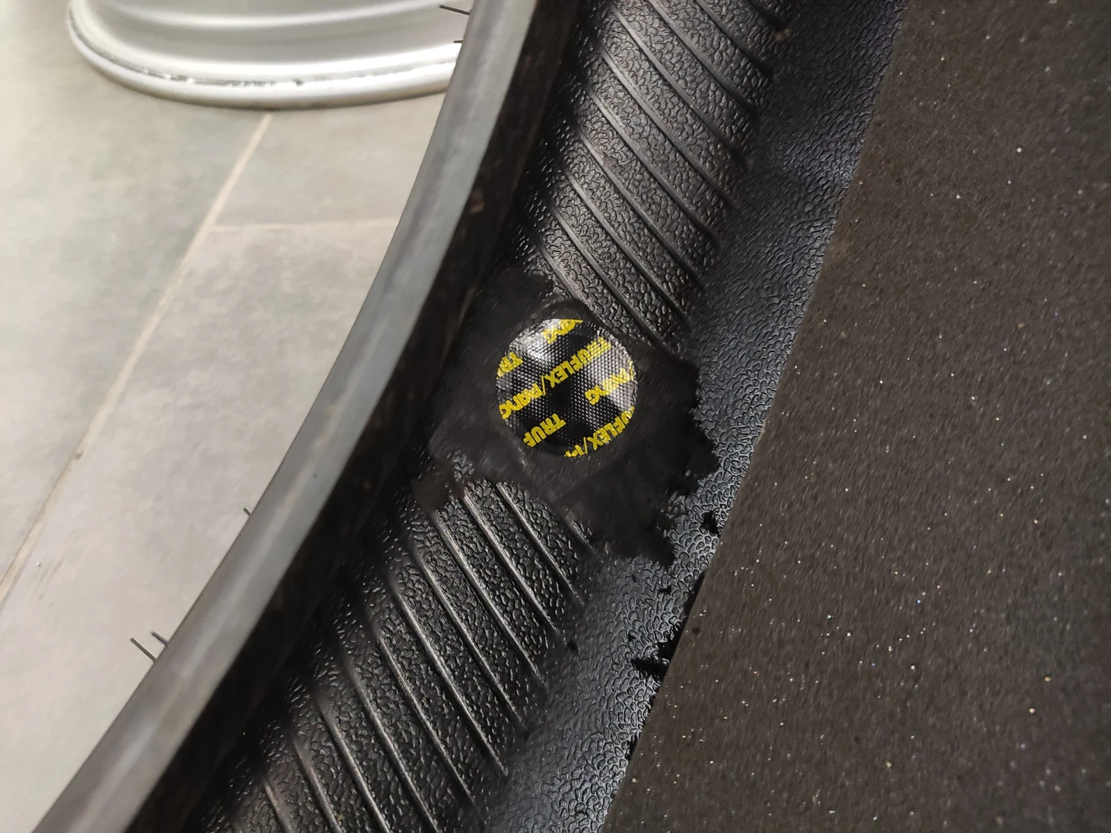  255/45R19 | Mobile.bg   10