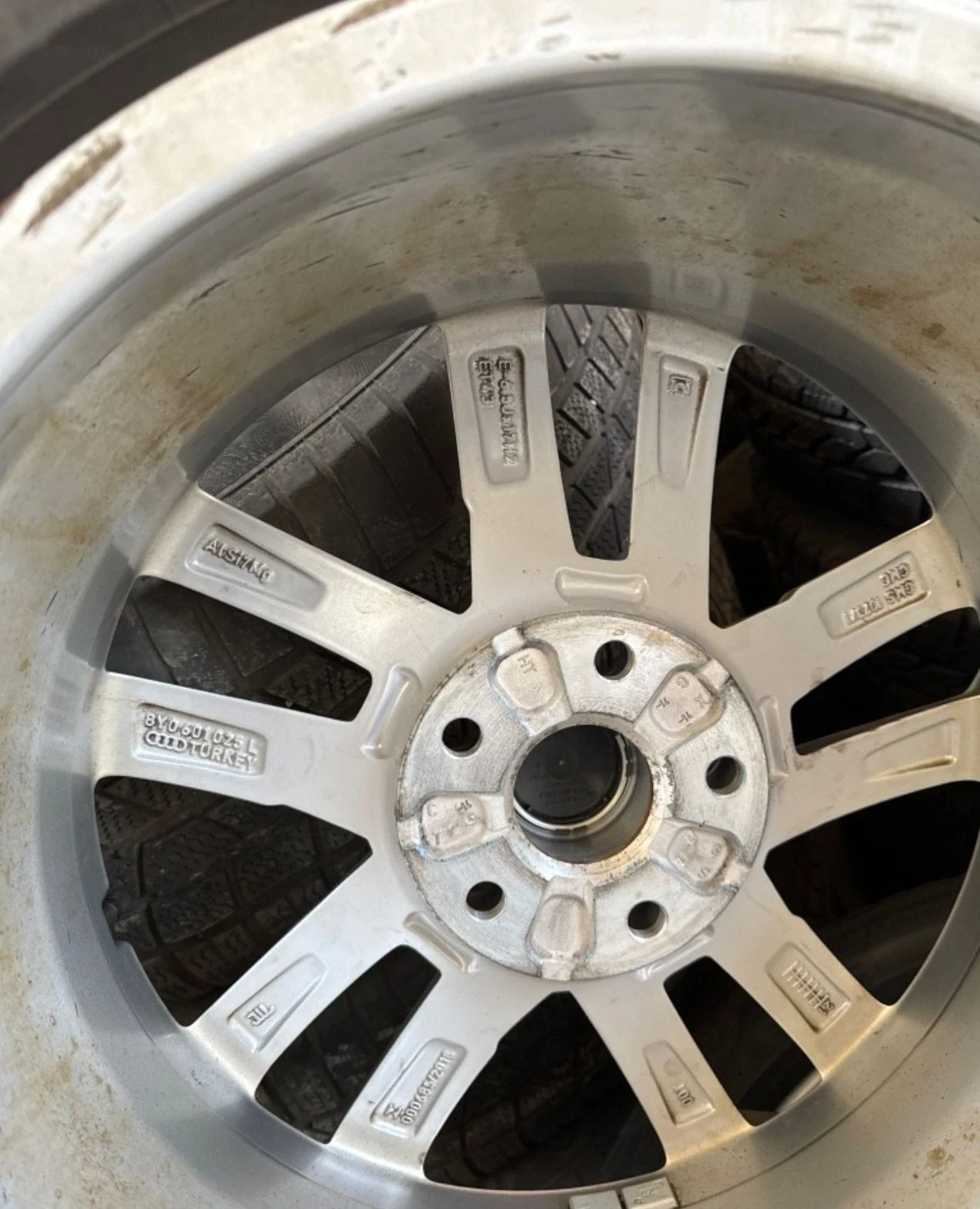 Джанти за Audi, снимка 3 - Гуми и джанти - 55790307