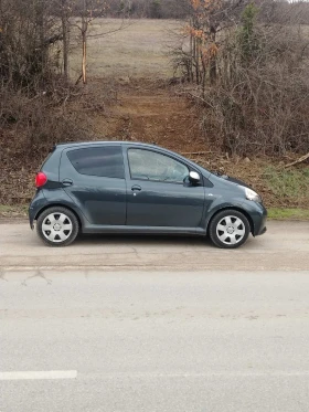 Toyota Aygo, снимка 5