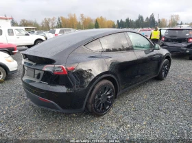 Tesla Model Y Long Range* Dual Motor* 4X4* На 21хил.km!* , снимка 6