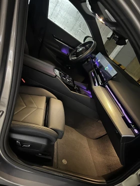 BMW 520 d x-Drive пълна гаранция до 02.2027г., снимка 5