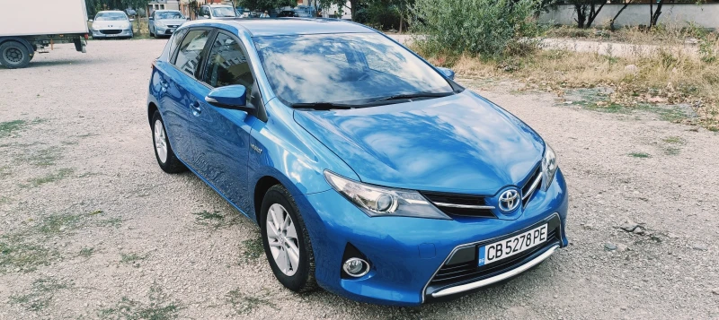 Toyota Auris, снимка 2 - Автомобили и джипове - 47060448