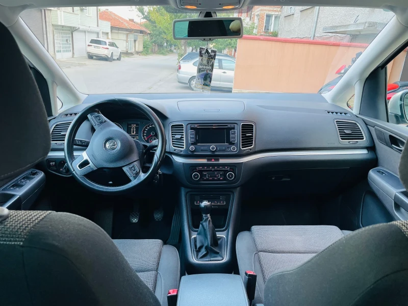 VW Sharan 2.0TDI, снимка 10 - Автомобили и джипове - 47618689