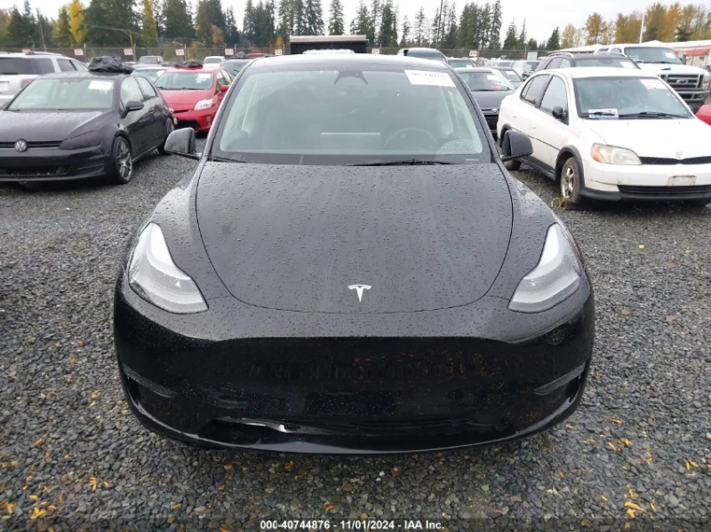 Tesla Model Y Long Range* Dual Motor* 4X4* На 21хил.km!* , снимка 1 - Автомобили и джипове - 47889701