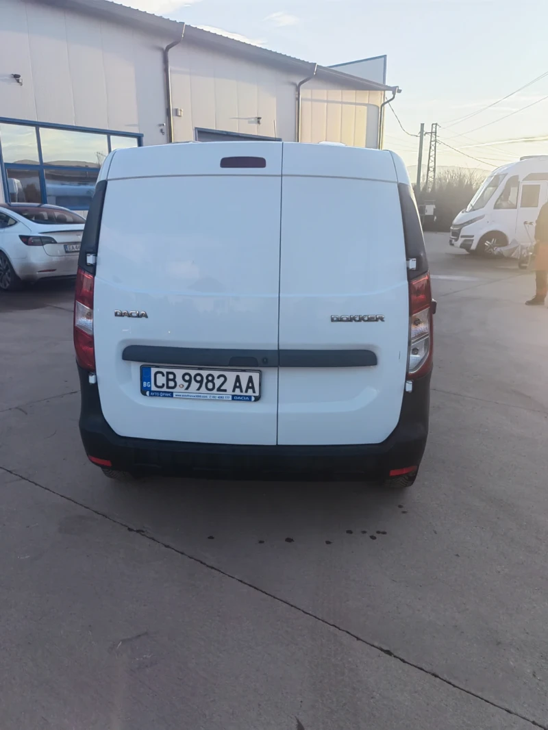 Dacia Dokker, снимка 16 - Автомобили и джипове - 48868439