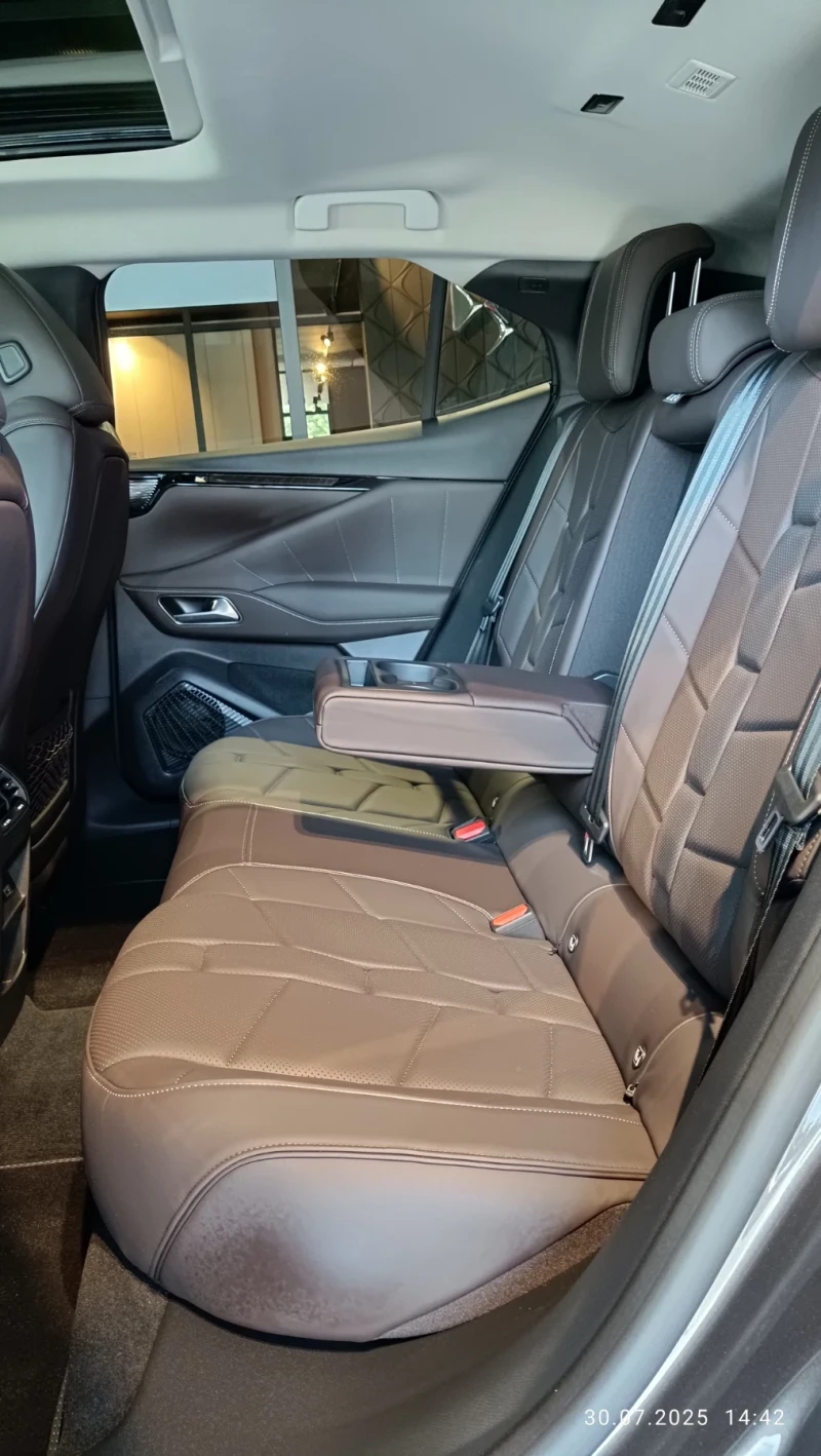 DS DS 4 CROSS OPERA E-TENSE 225 hp eEAT8 E6.4, снимка 11 - Автомобили и джипове - 51244111