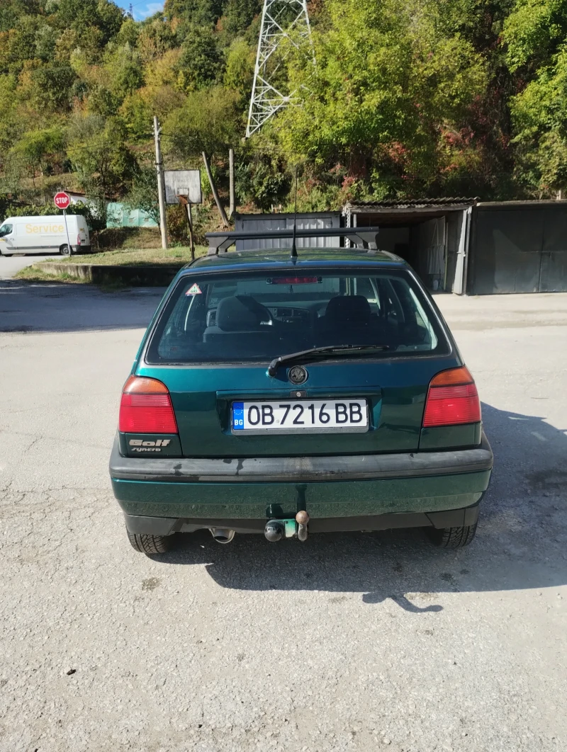 VW Golf, снимка 4 - Автомобили и джипове - 51950677