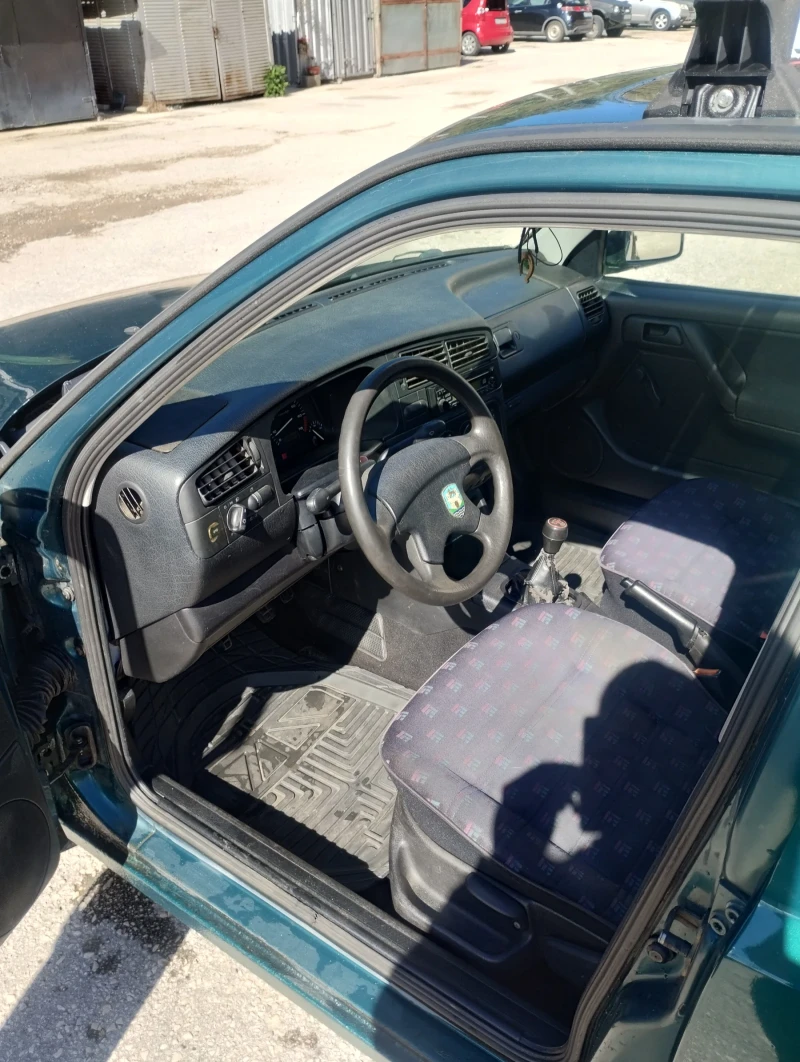 VW Golf, снимка 8 - Автомобили и джипове - 51950677