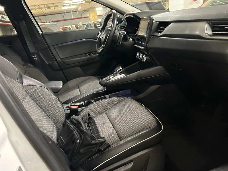 Renault Captur Hybrid Plug in E-Tech * 22г * 80km на ТОК, снимка 8 - Автомобили и джипове - 52457953