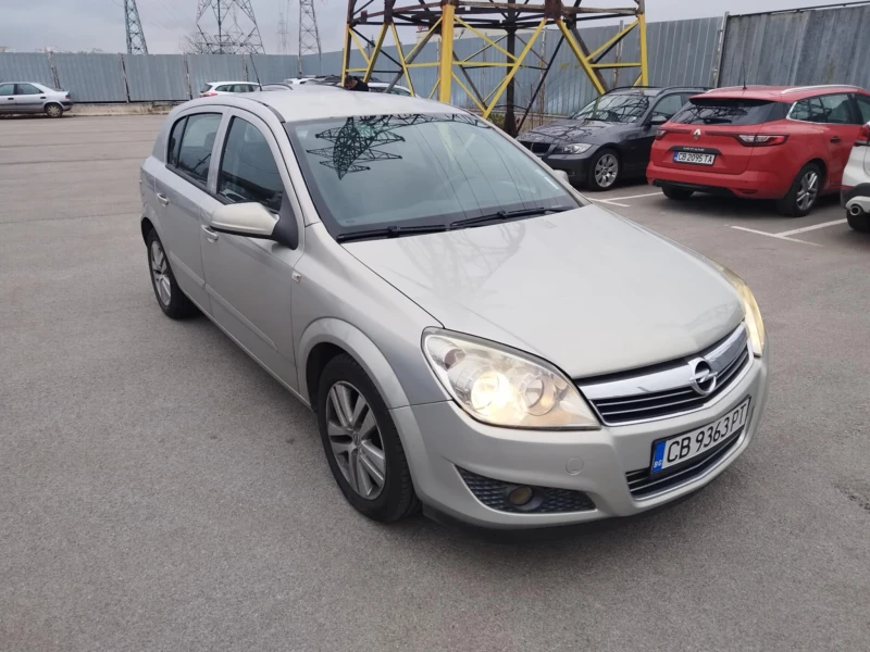 Opel Astra, снимка 2 - Автомобили и джипове - 52661729