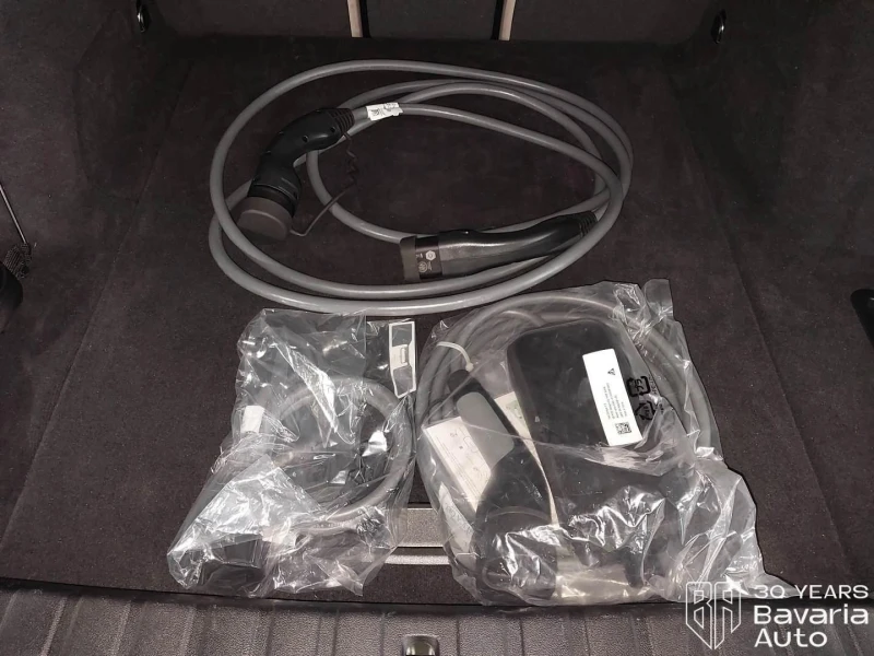 BMW i4 40 eDrive M Sport Paket, снимка 13 - Автомобили и джипове - 52834195