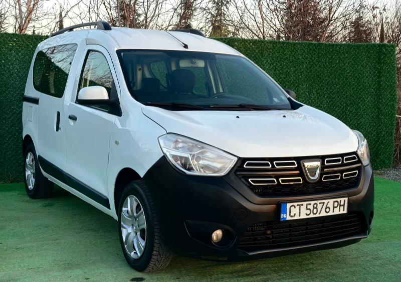 Dacia Dokker 1.5DCI 90ks, снимка 2 - Автомобили и джипове - 52852538