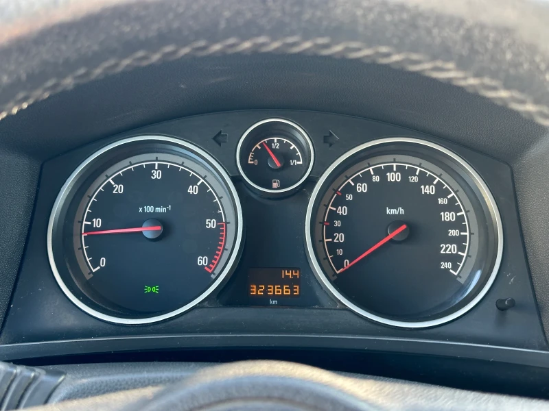 Opel Zafira 1.9 CDTI 6+ 1, снимка 10 - Автомобили и джипове - 52856250