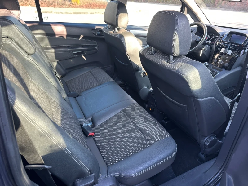 Opel Zafira 1.9 CDTI 6+ 1, снимка 13 - Автомобили и джипове - 52856250