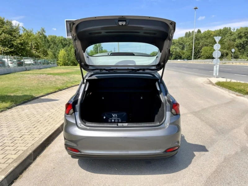 Fiat Tipo 16000км, снимка 13 - Автомобили и джипове - 52878159