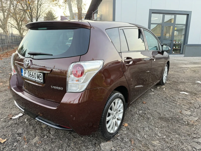 Toyota Verso 1.8/147 LPG, снимка 12 - Автомобили и джипове - 52887864