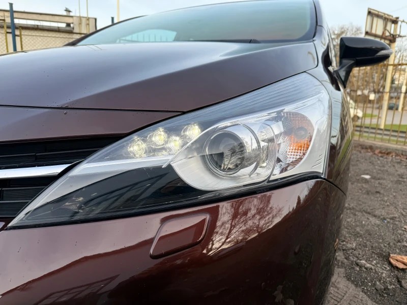 Toyota Verso 1.8/147 LPG, снимка 5 - Автомобили и джипове - 52887864