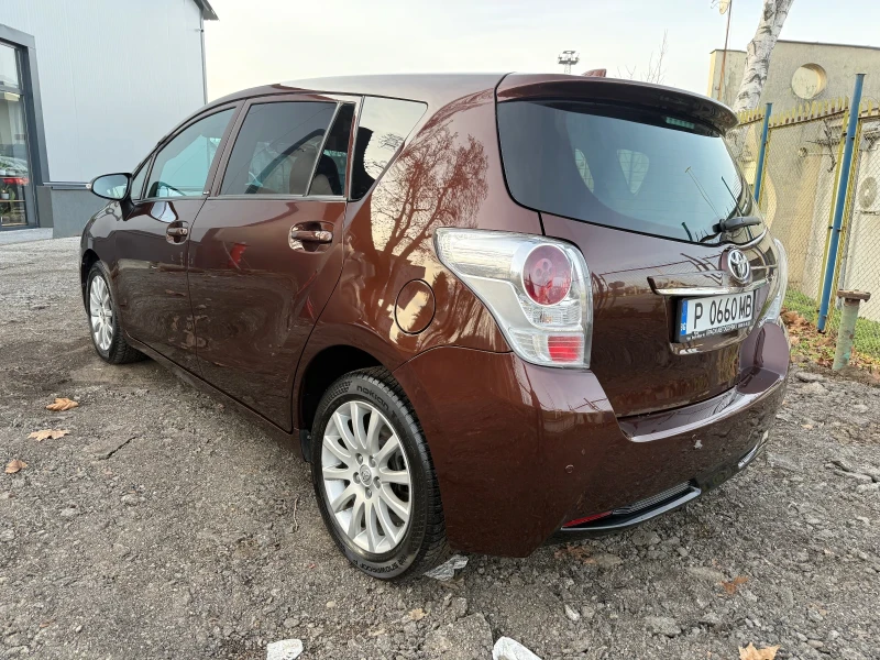 Toyota Verso 1.8/147 LPG, снимка 13 - Автомобили и джипове - 52887864