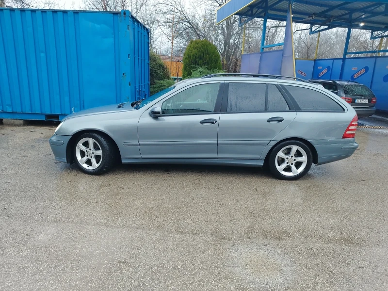 Mercedes-Benz C 220 2.2 CDI, снимка 2 - Автомобили и джипове - 52890219