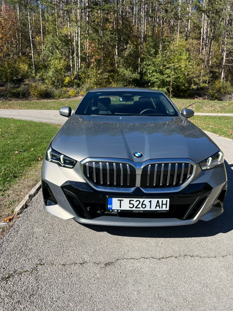 BMW 520 d x-Drive пълна гаранция до 02.2027г., снимка 8 - Автомобили и джипове - 53300449
