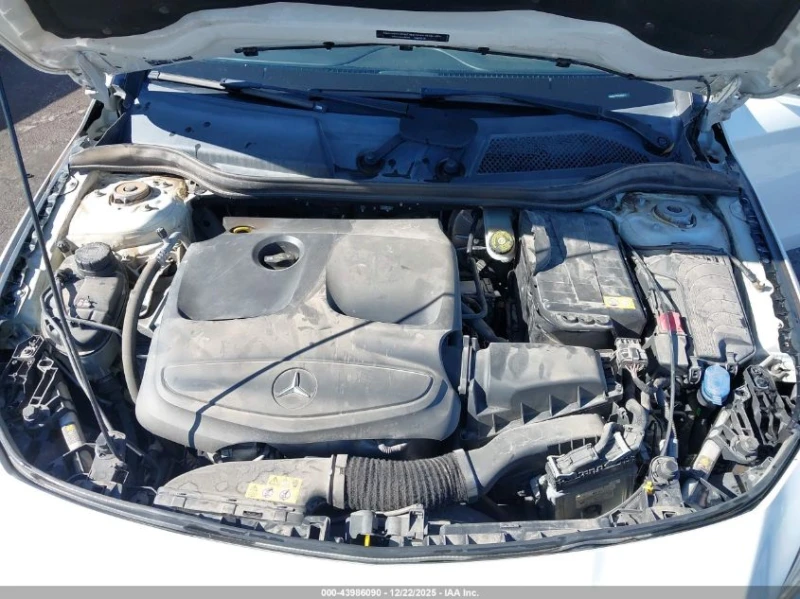 Mercedes-Benz CLA 250 * CARFAX* , снимка 10 - Автомобили и джипове - 53421103