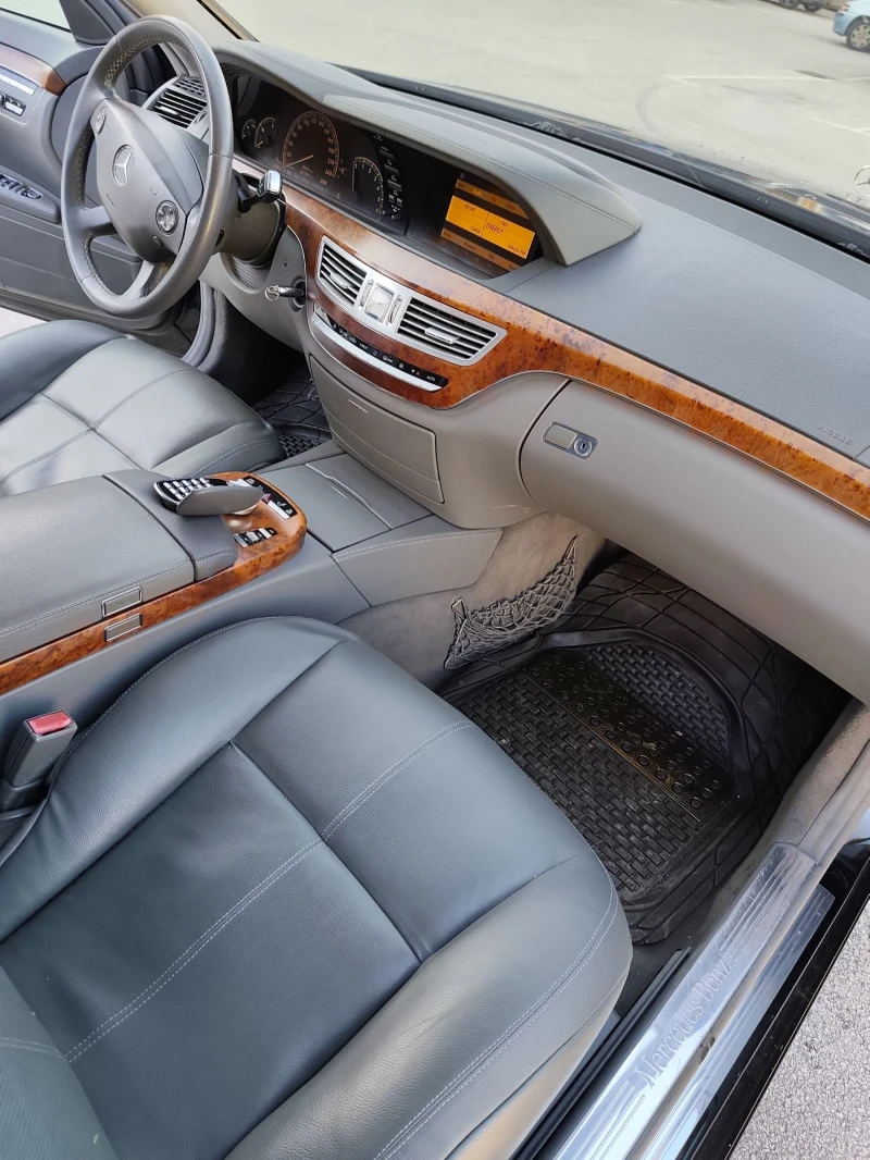 Mercedes-Benz S 320, снимка 9 - Автомобили и джипове - 53534838