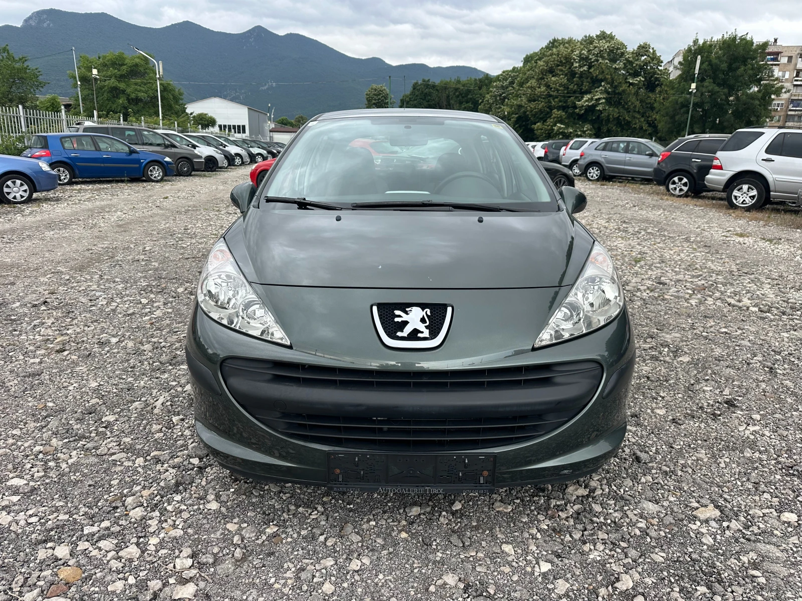 Peugeot 207 1.4i 95kc - изображение 8