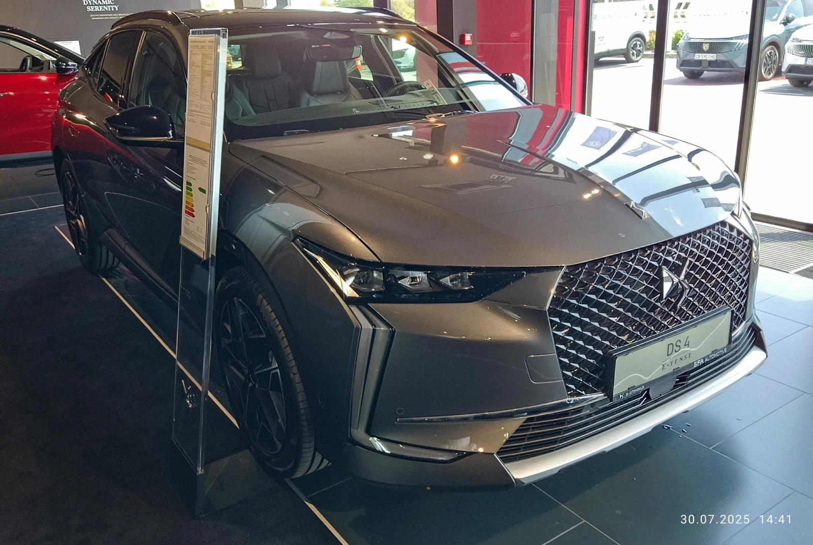DS DS 4 CROSS OPERA E-TENSE 225 hp eEAT8 E6.4 - изображение 3