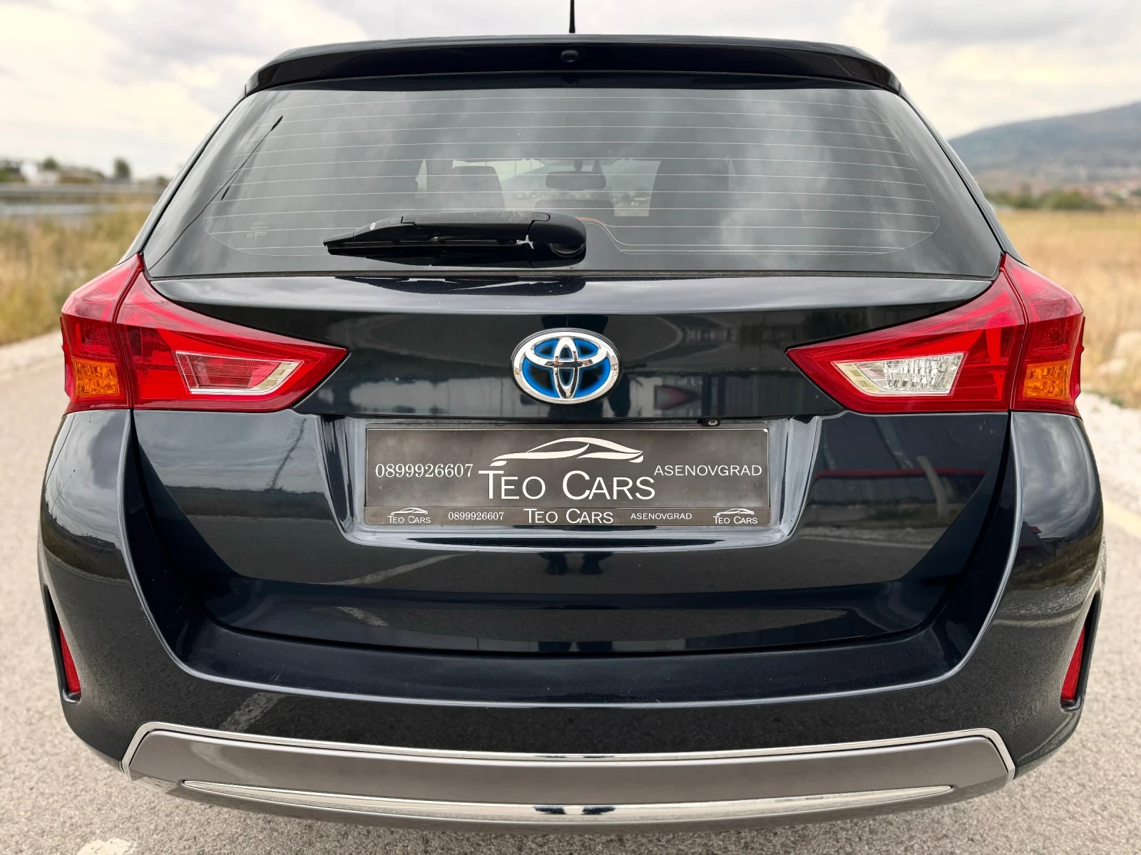 Toyota Auris 1.8 HYBRID / NAVI / CAMERA / LED / KEYLESS - изображение 7