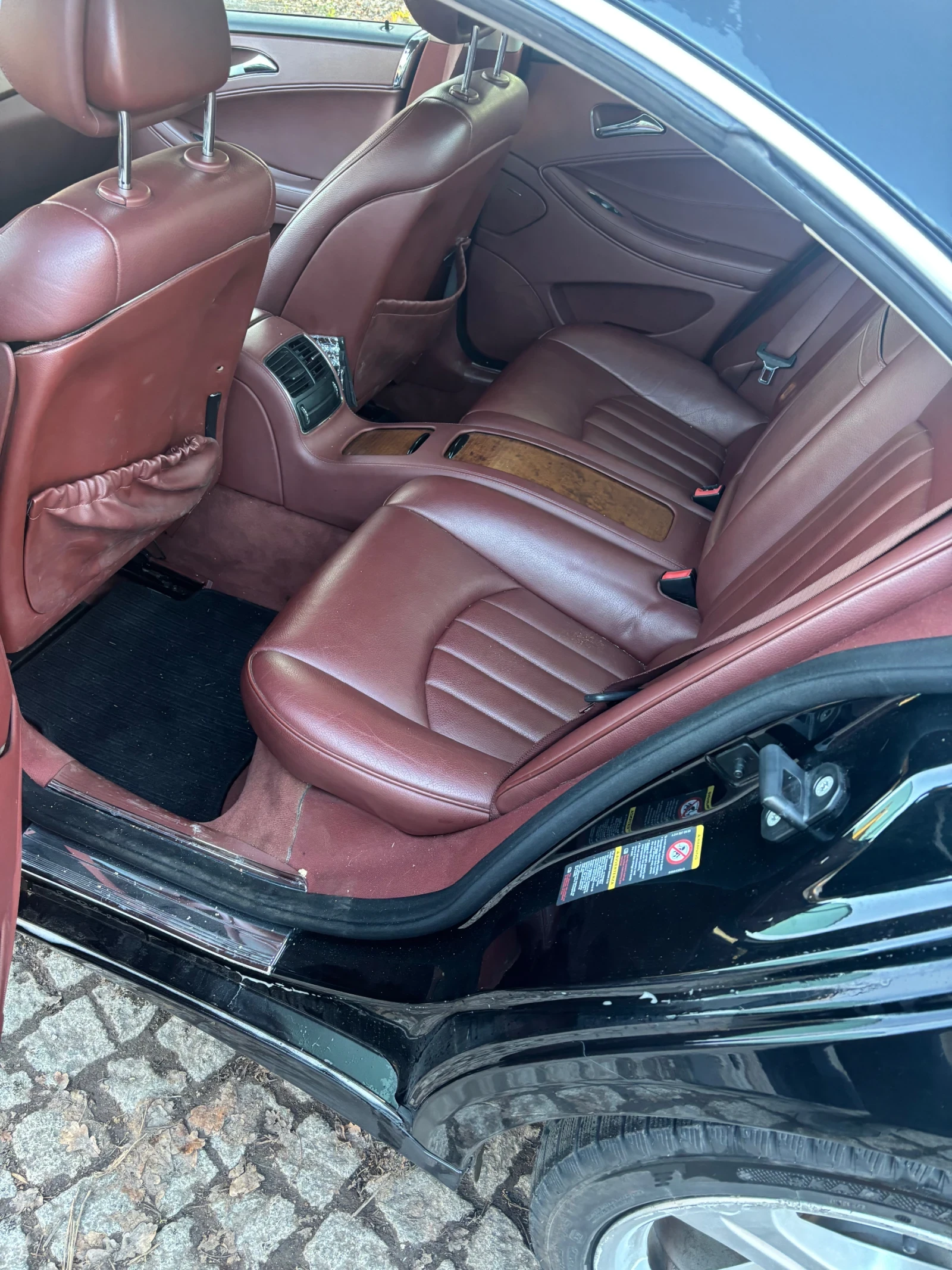 Mercedes-Benz CLS 320  - изображение 8