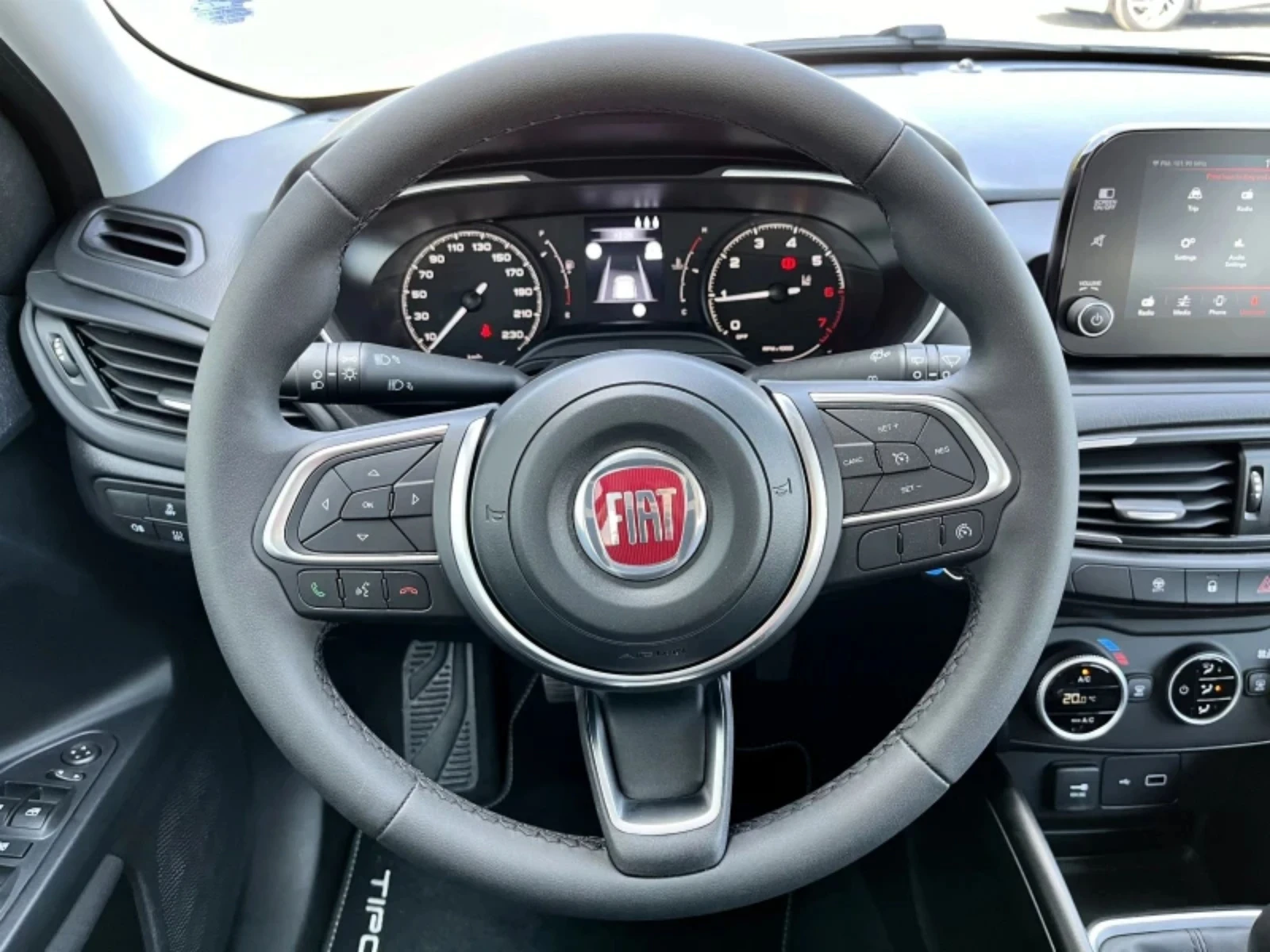 Fiat Tipo 16000км - изображение 6