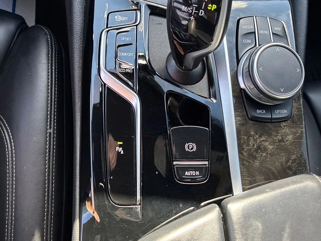 BMW 530 * 530i xDrive * CARFAX * ���� �� �� | Mobile.bg � ����������� 14