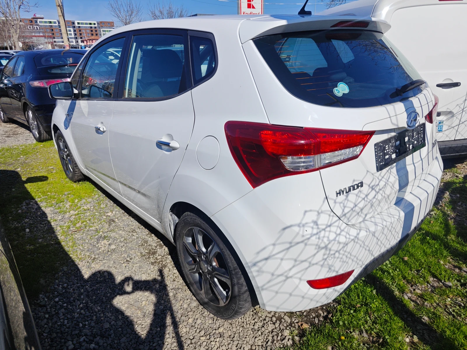 Hyundai Ix20  - изображение 2