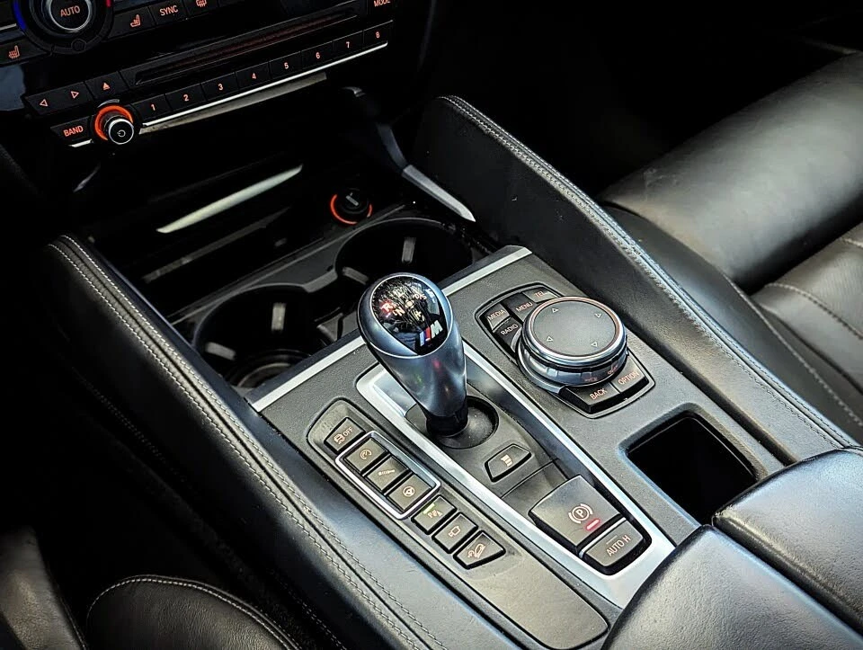 BMW X5M BANG&OLUFSEN* HEADUP* КАМЕРИ* ПАНО* ОБДУХВАНЕ* , снимка 16 - Автомобили и джипове - 54382544