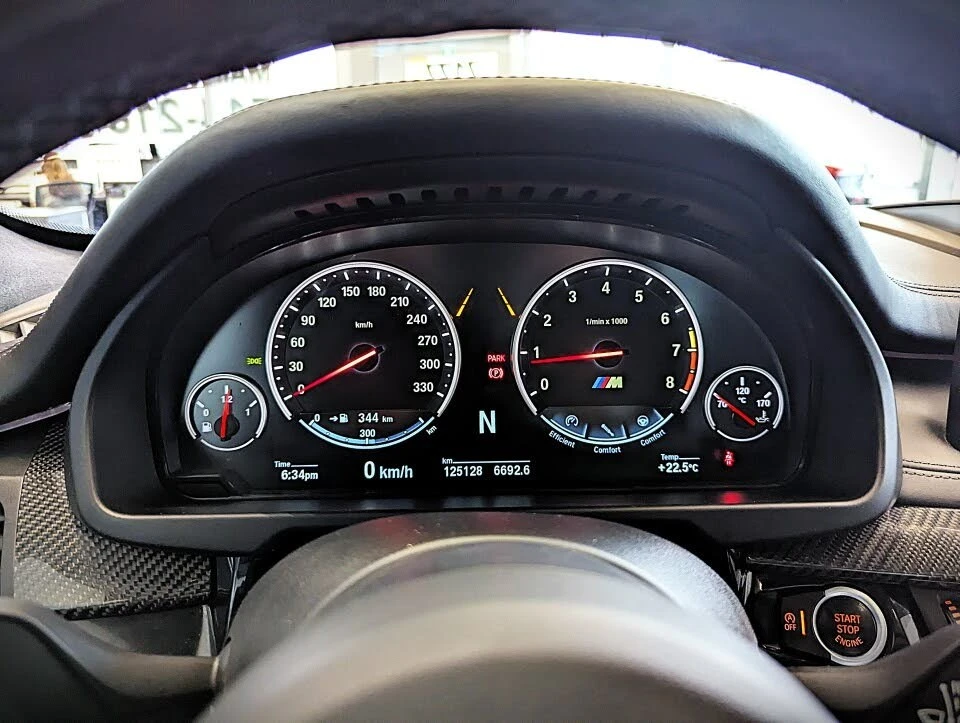 BMW X5M BANG&OLUFSEN* HEADUP* КАМЕРИ* ПАНО* ОБДУХВАНЕ* , снимка 12 - Автомобили и джипове - 54382544