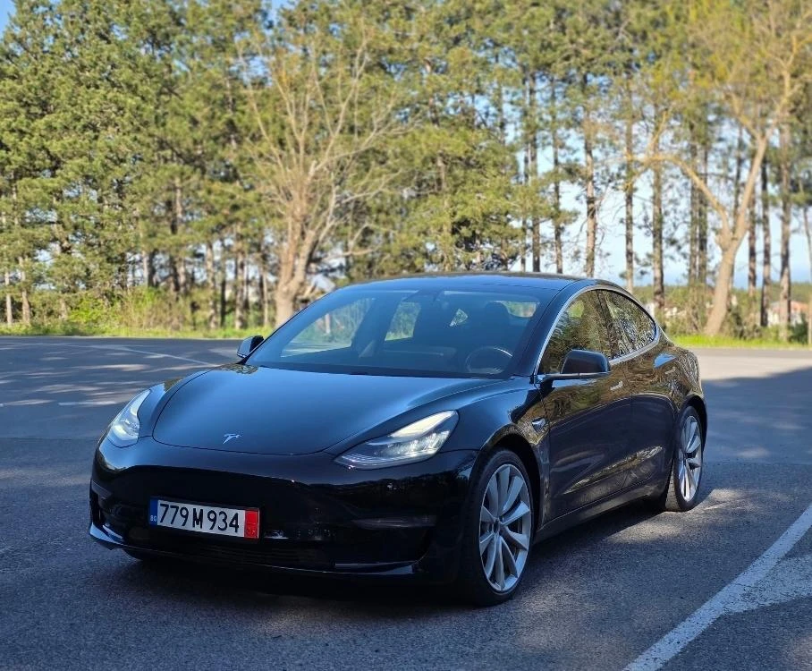 Tesla Model 3 Long Range 4x4 Перфектна