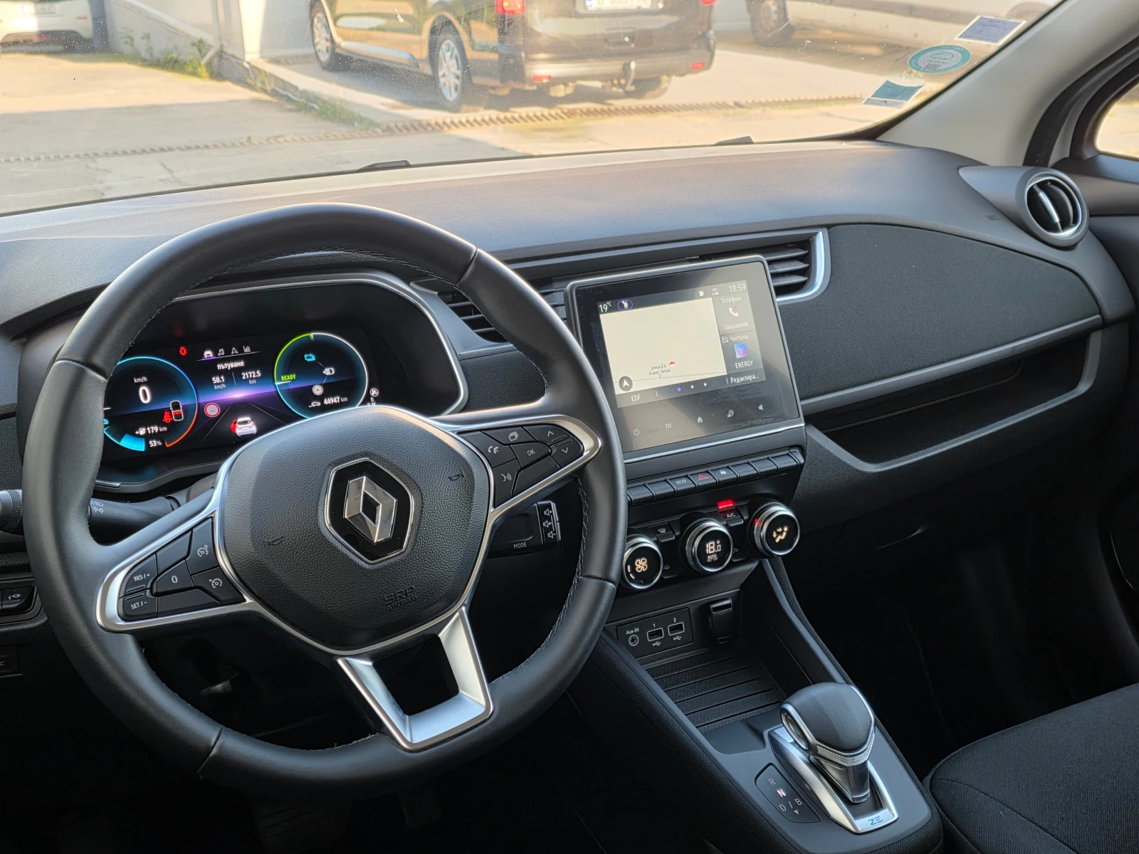 Renault Zoe 52 Kwh CCS, снимка 10 - Автомобили и джипове - 54812547