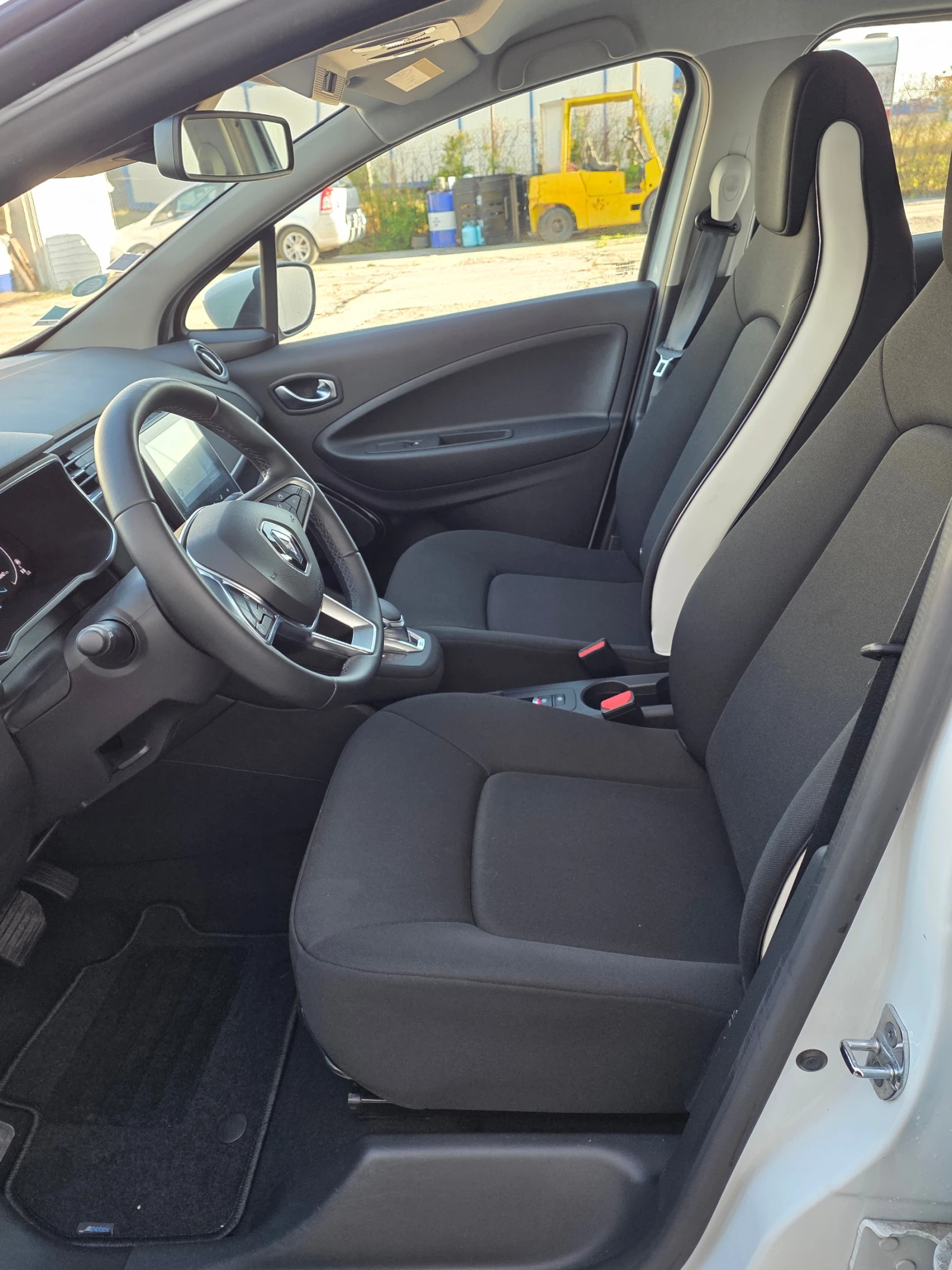 Renault Zoe 52 Kwh CCS, снимка 8 - Автомобили и джипове - 54812547