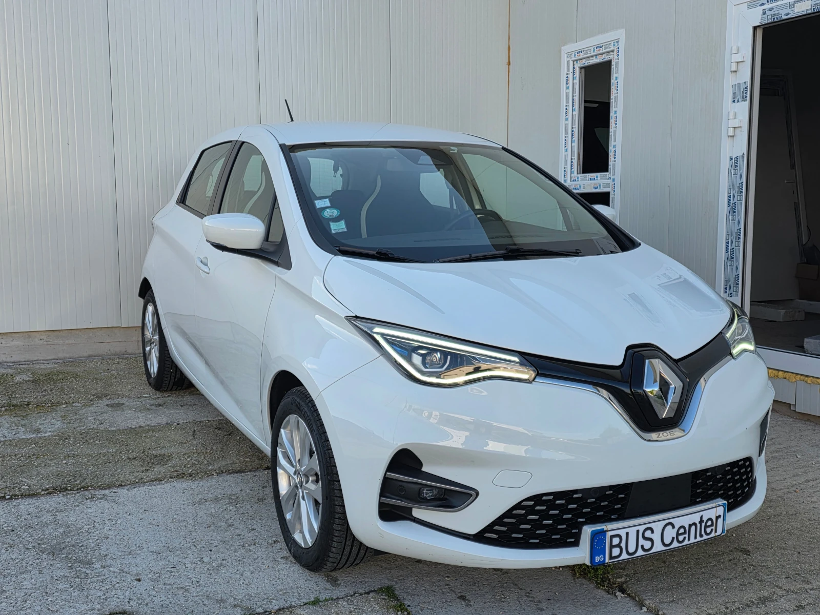 Renault Zoe 52 Kwh CCS, снимка 3 - Автомобили и джипове - 54812547