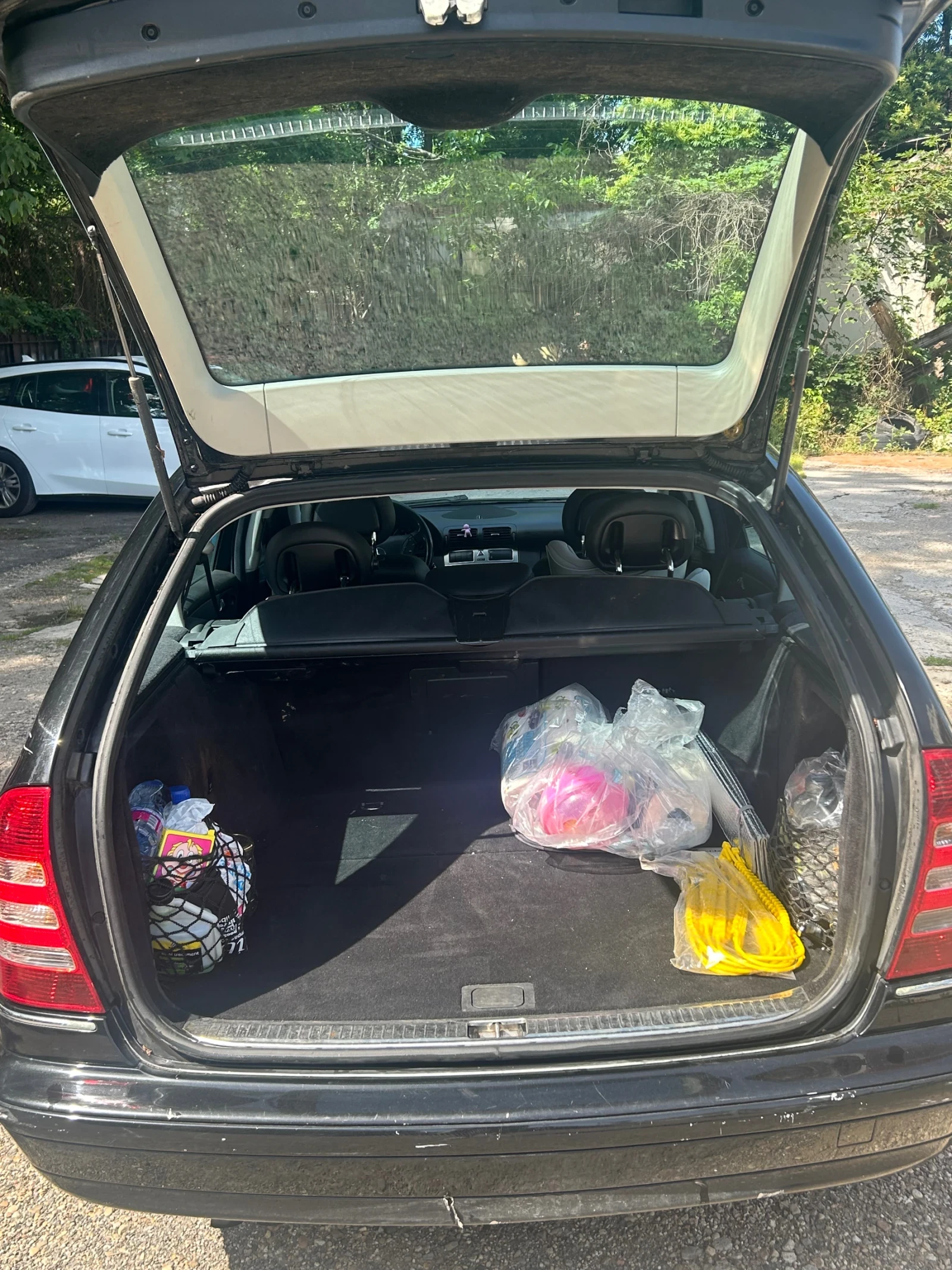 Mercedes-Benz C 180, снимка 9 - Автомобили и джипове - 54820156