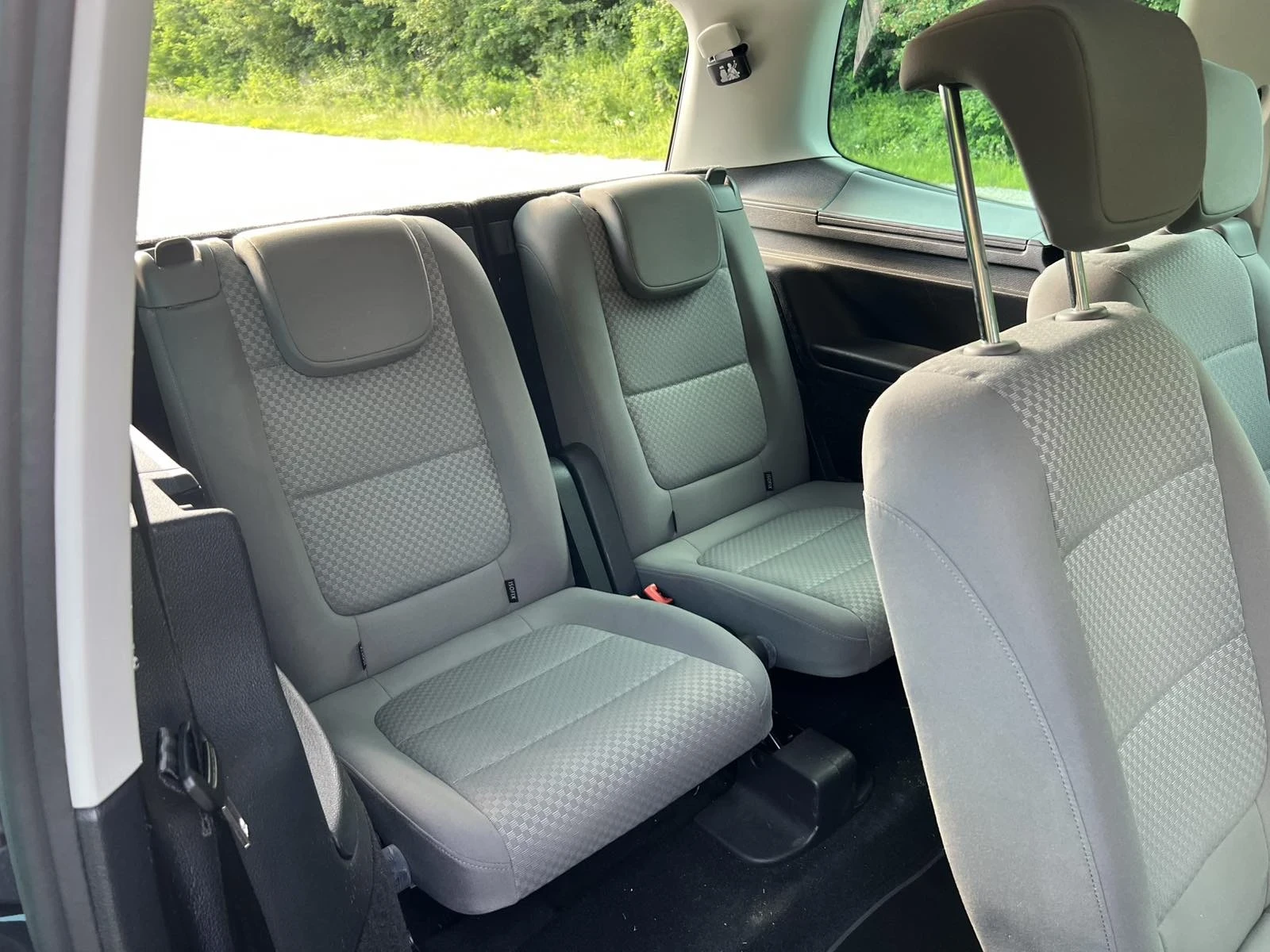Seat Alhambra, снимка 12 - Автомобили и джипове - 54910170