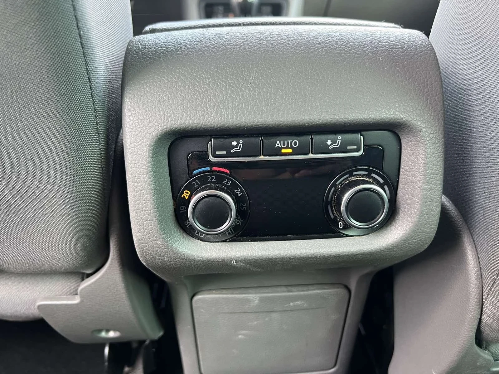 Seat Alhambra, снимка 11 - Автомобили и джипове - 54910170