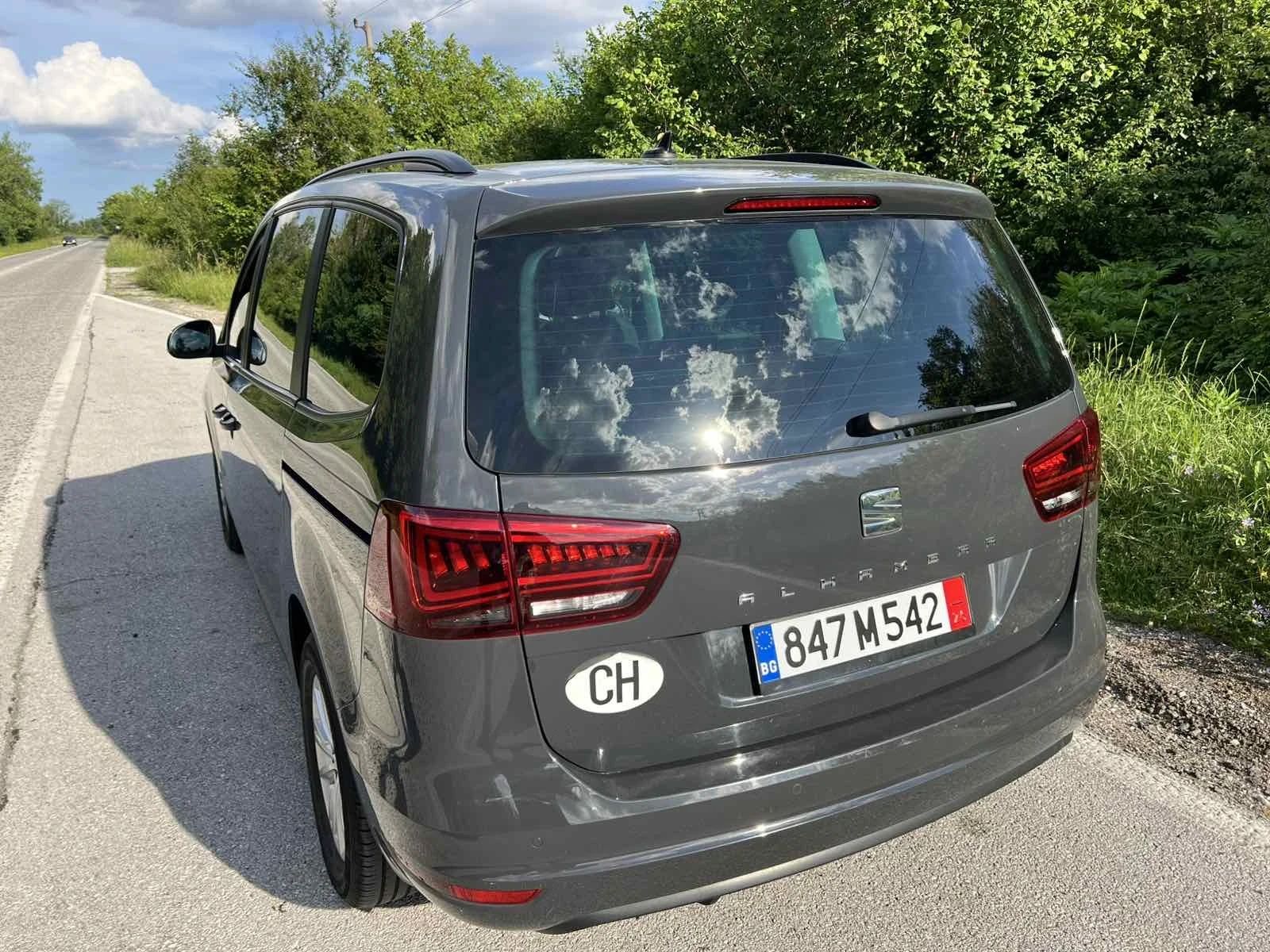 Seat Alhambra, снимка 5 - Автомобили и джипове - 54910170