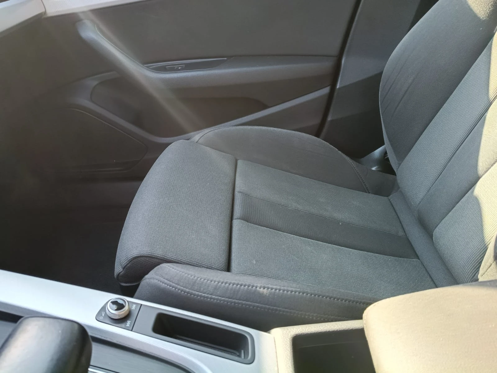 Audi A4 Avant 2.0 TDI S tronic S line edition, снимка 5 - Автомобили и джипове - 54966131