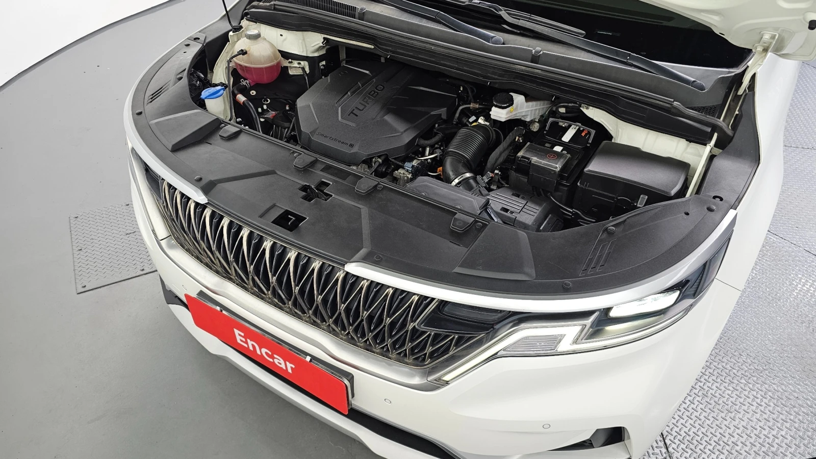 Kia Carnival PRESTIGE 2.2* ПОДГРЕВ ВОЛАН/СЕДАЛКИ* hellascars.bg, снимка 5 - Автомобили и джипове - 55597676